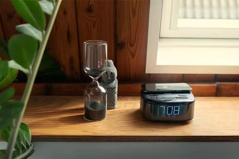 Radiobudík Philips TAR7705 černý