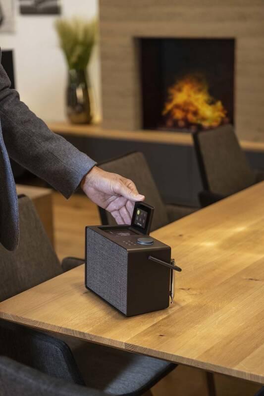 Internetový radiopřijímač s DAB Pure Evoke PLAY černý