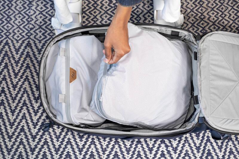 Pouzdro Peak Design Shoe Pouch šedé bílé