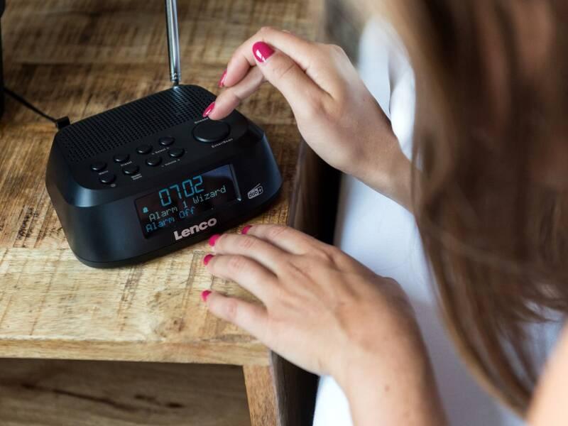 Radiobudík Lenco CR-605 černý