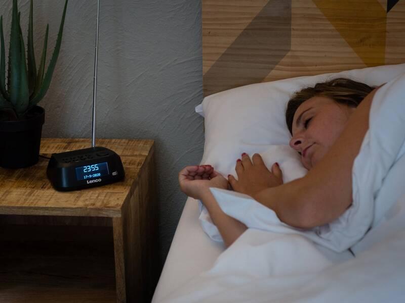 Radiobudík Lenco CR-605 černý