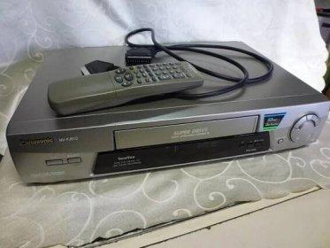 Videorekordér VHS Panasonic NV-FJ612