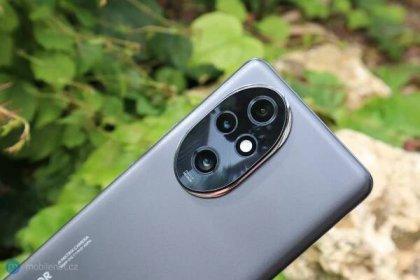Mobilní telefon HONOR 200