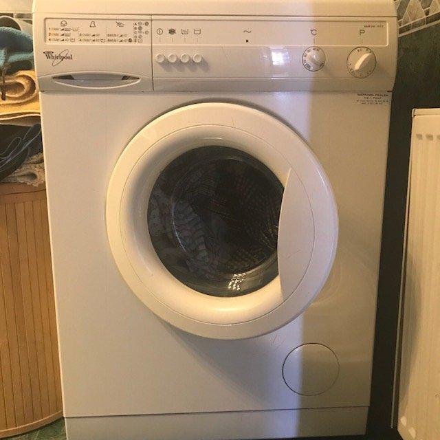 Pračka  Whirlpool AWM 245-600
