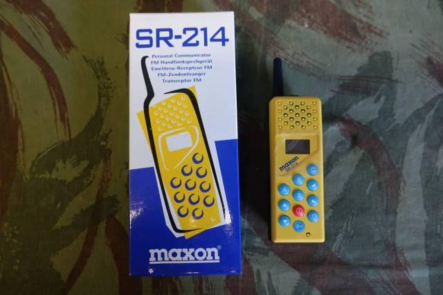 Arrivage Radio MAXON SR-214