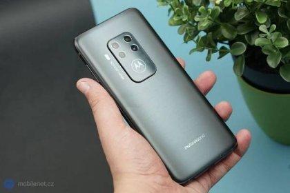 Mobilní telefon Motorola One Zoom