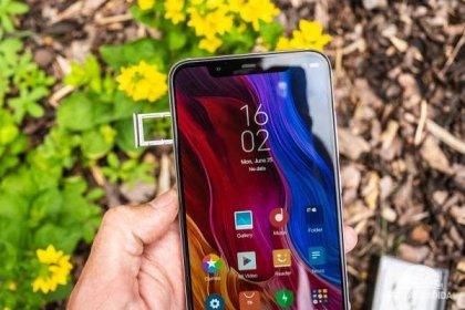 Mobilní telefon Xiaomi Mi 8 Dual SIM